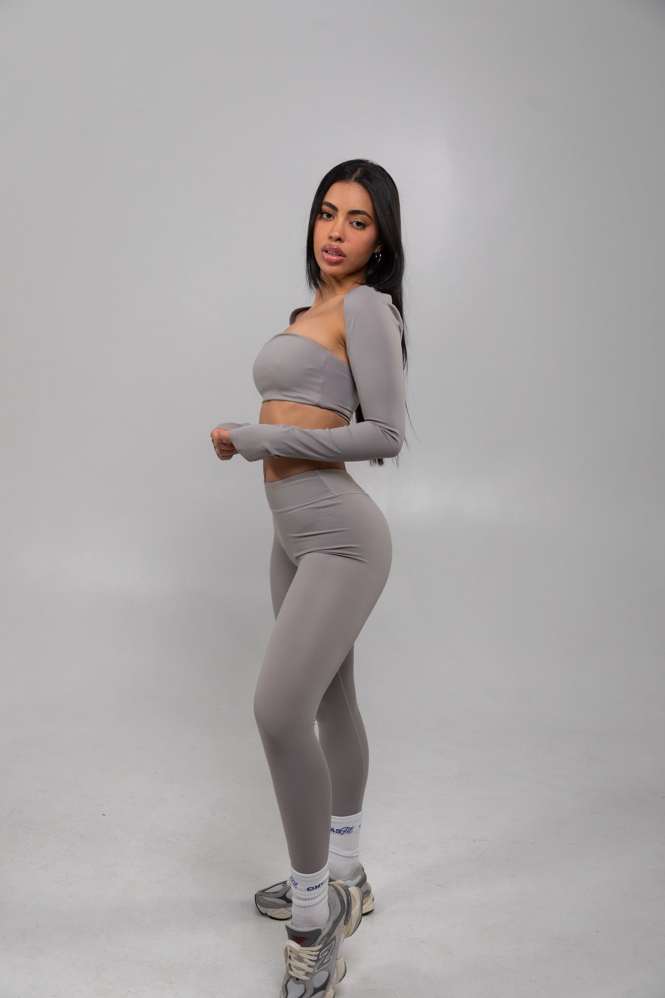 Embrace V Scrunch Leggings