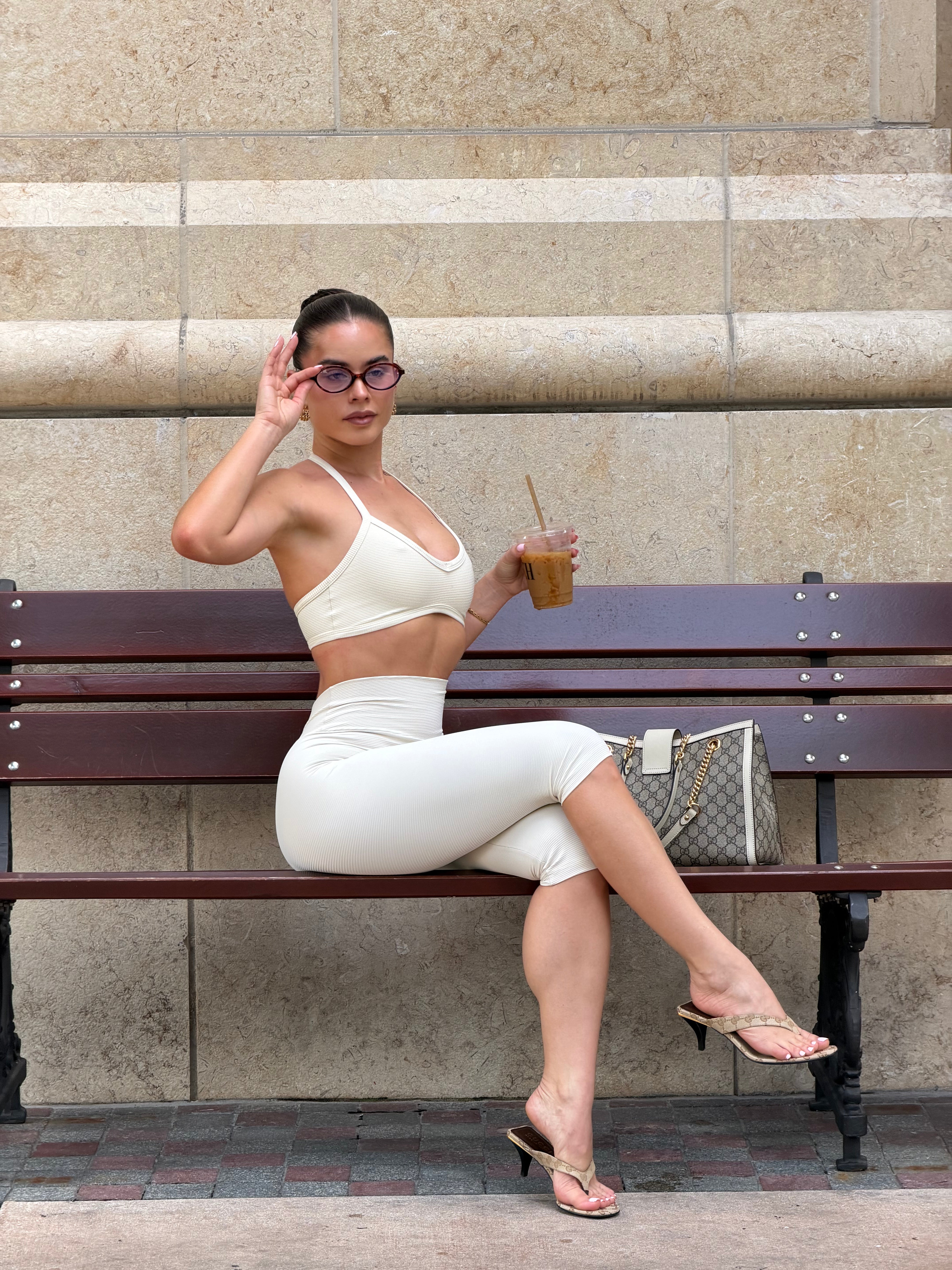 Everyday Ribbed Contour Capri Leggings