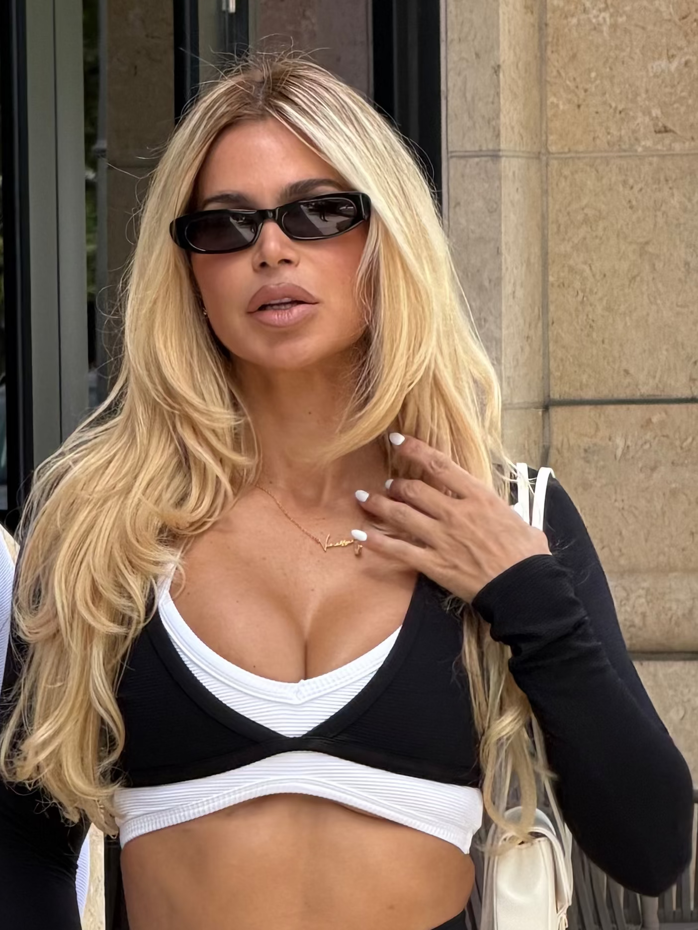 Everyday Ribbed V Long Sleeve Top
