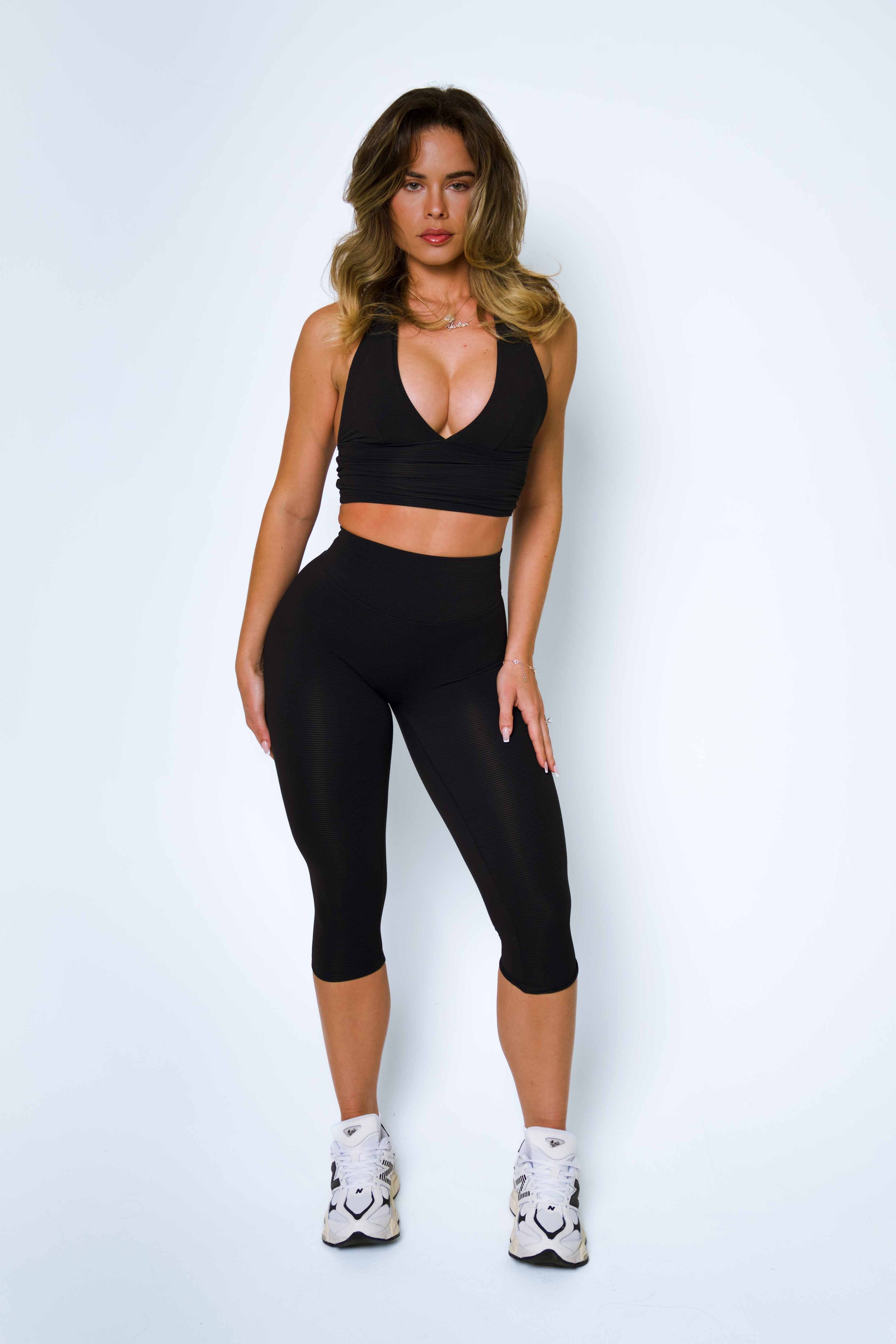 Ultra Ribbed Capri Leggings